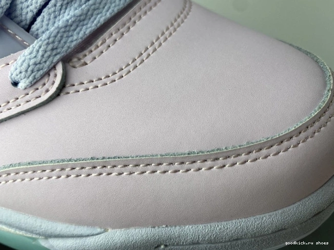 5 DV0562-600 Easter Jordan Air 0815